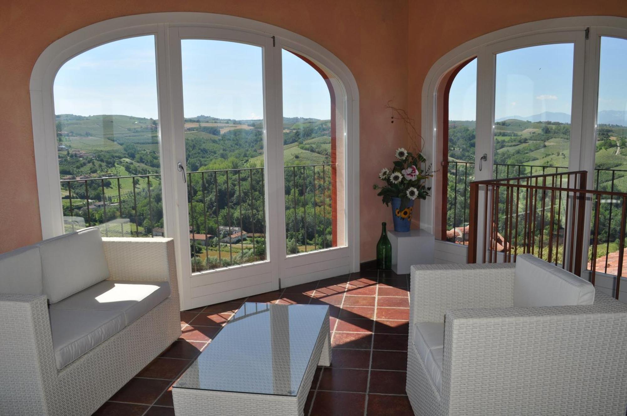Bricco Rosso Guest House Farigliano Exterior photo