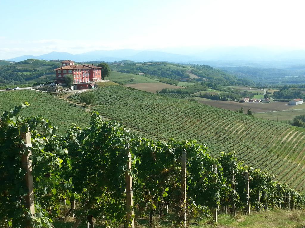Bricco Rosso Guest House Farigliano Exterior photo
