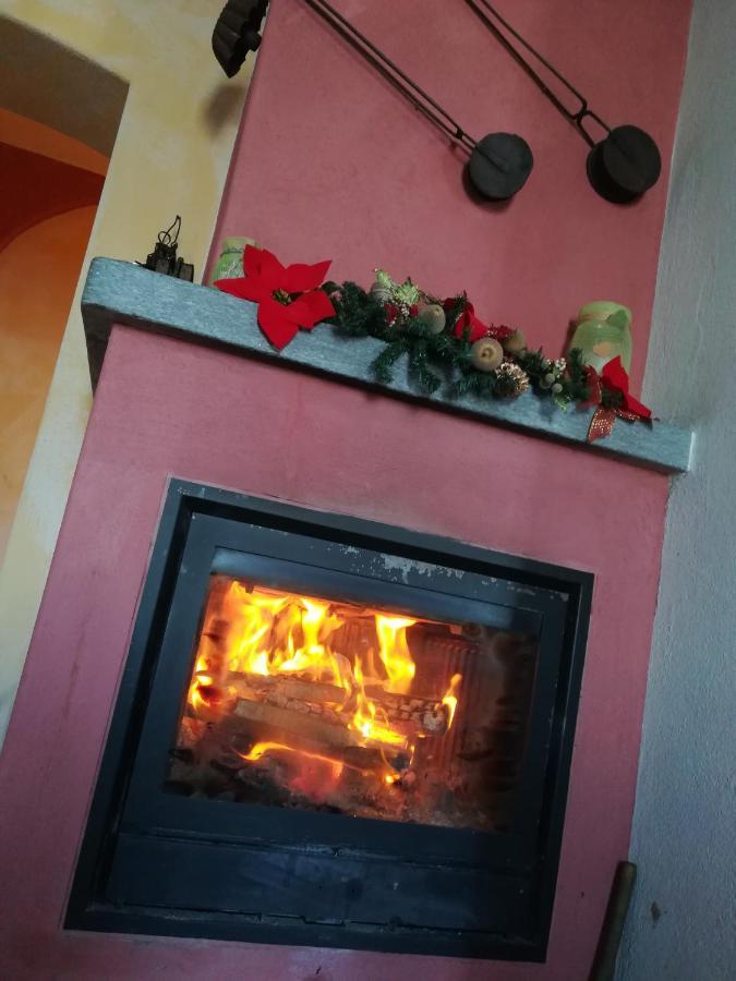 Bricco Rosso Guest House Farigliano Exterior photo